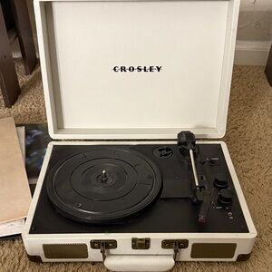 Crosley Cream and Black Suitcase Turntable